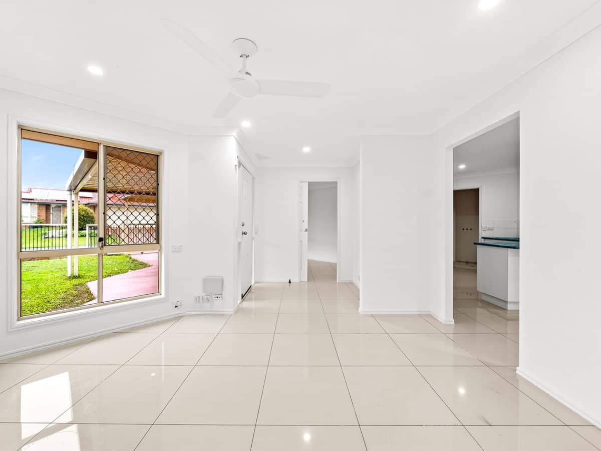 57 Vista Circuit, RUNCORN - Thumbnail 4