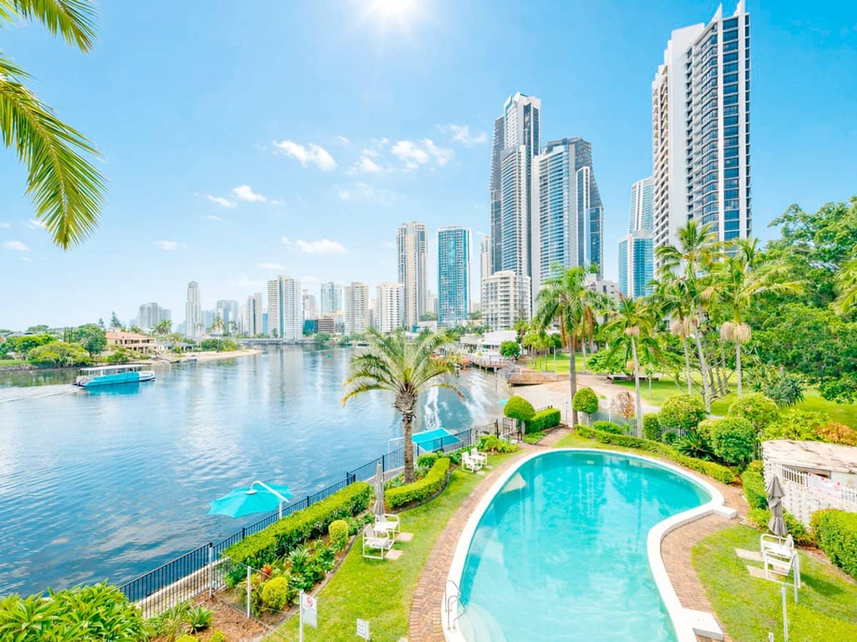 30 Watson Esplanade, SURFERS PARADISE - Thumbnail 2