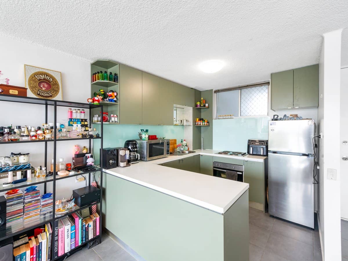 30 Watson Esplanade, SURFERS PARADISE - Thumbnail 12