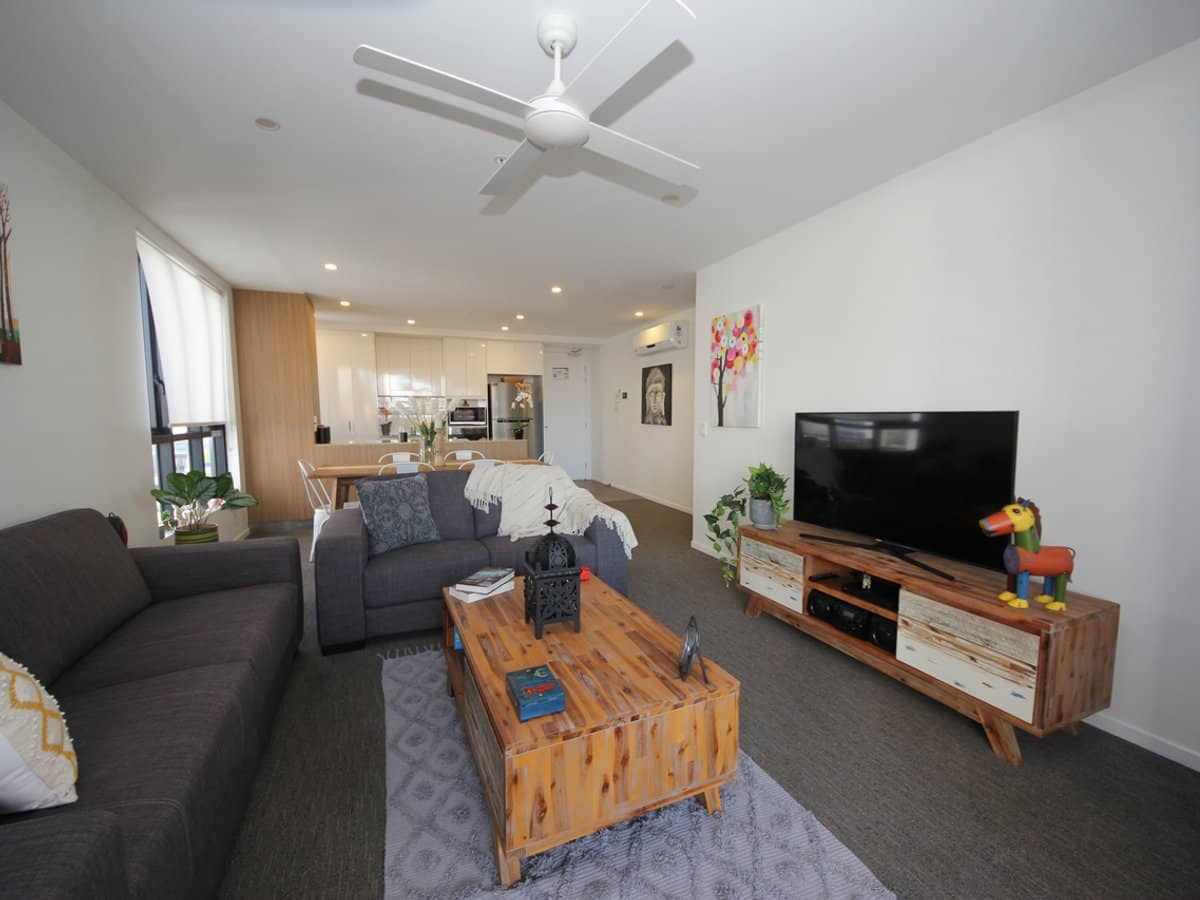 2729 Gold Coast Highway, Broadbeach - Thumbnail 2