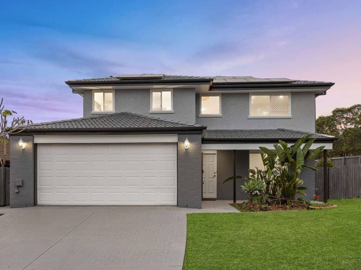 10 Mitchell Place, Parkinson - Thumbnail 1