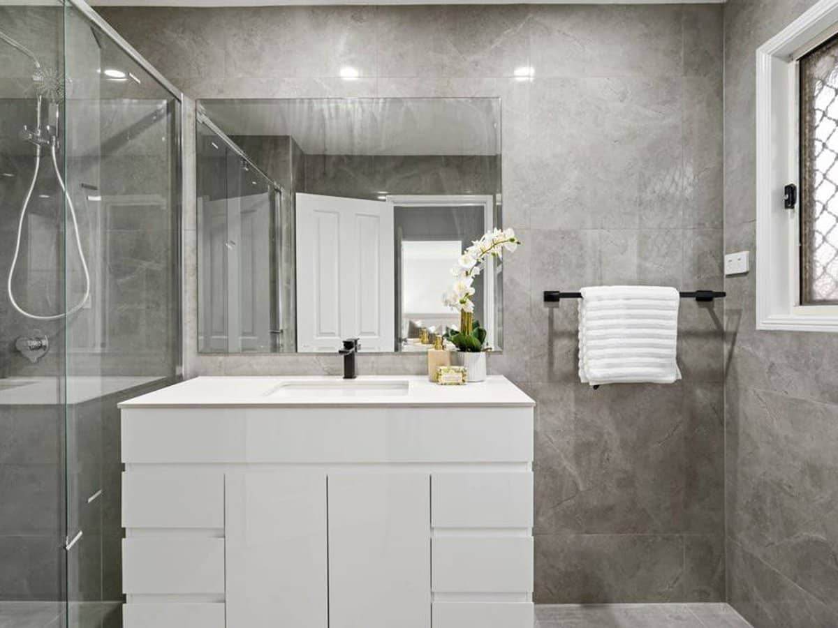 10 Mitchell Place, Parkinson - Thumbnail 13