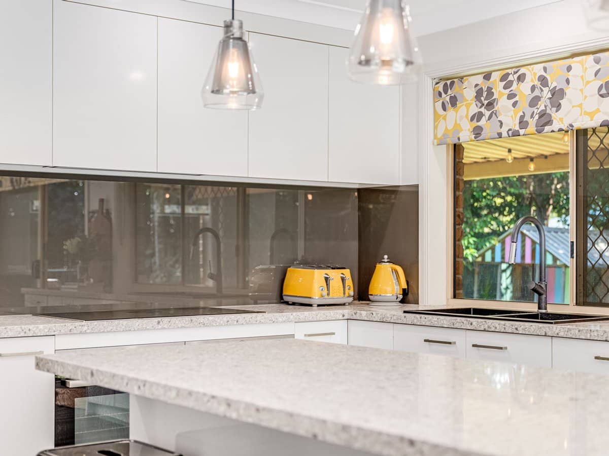 4 Eastcote Lane, WELLINGTON POINT - Thumbnail 11