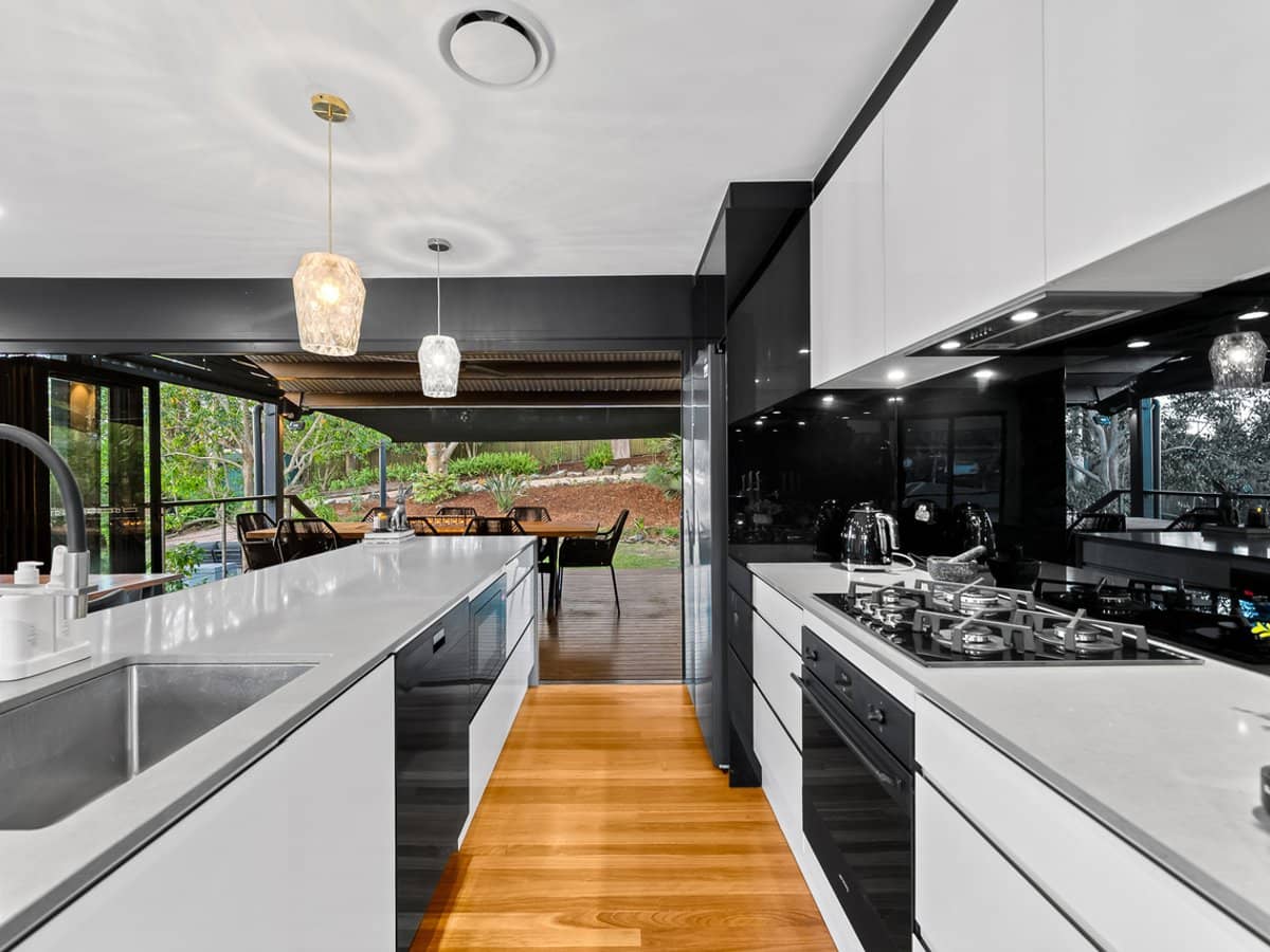 30 Narcamus Crescent, SHAILER PARK - Thumbnail 17