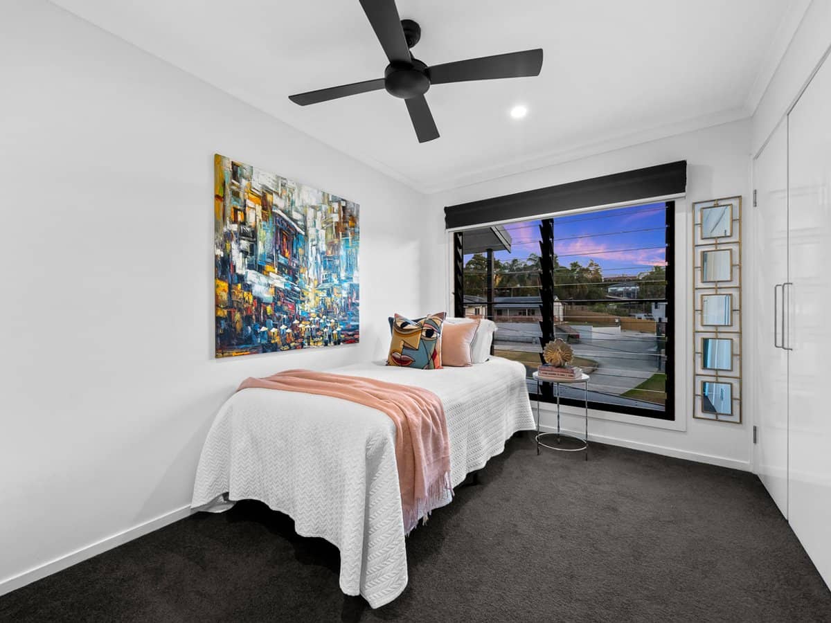 30 Narcamus Crescent, SHAILER PARK - Thumbnail 27