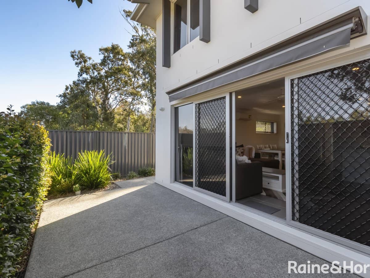 188 Gainsborough Drive, PIMPAMA - Thumbnail 4