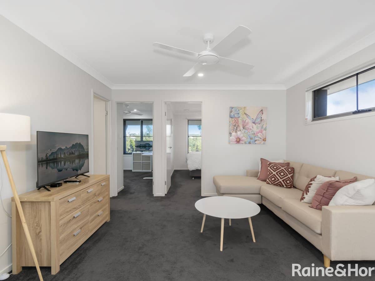 188 Gainsborough Drive, PIMPAMA - Thumbnail 9