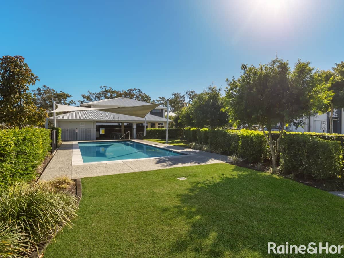 188 Gainsborough Drive, PIMPAMA - Thumbnail 13