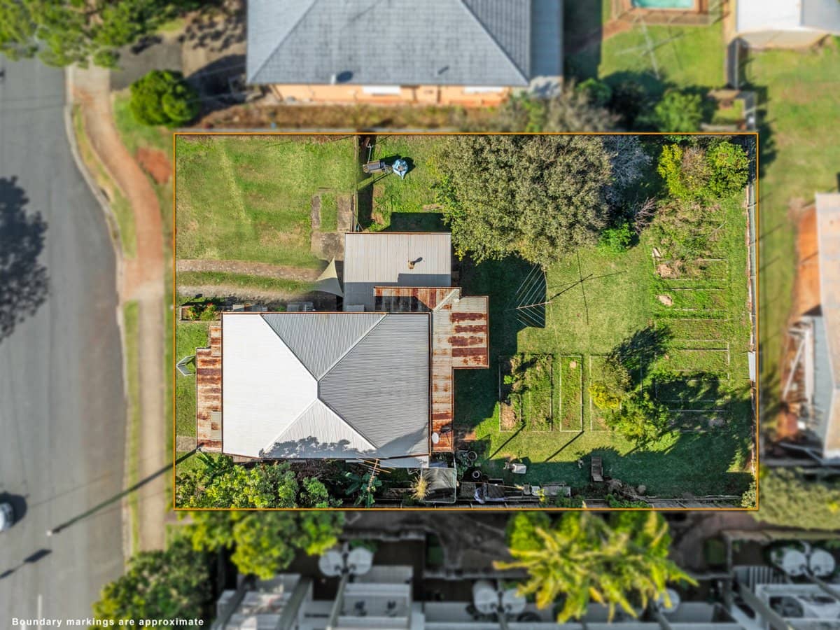 134 South Street, THORNLANDS - Thumbnail 17