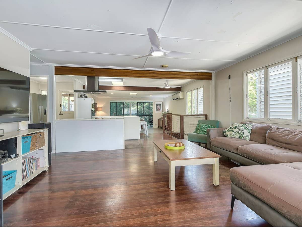 3 Giles Street, Stafford Heights - Thumbnail 3