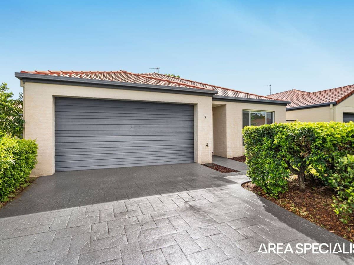7/19 Yaun Street, COOMERA - Thumbnail 1
