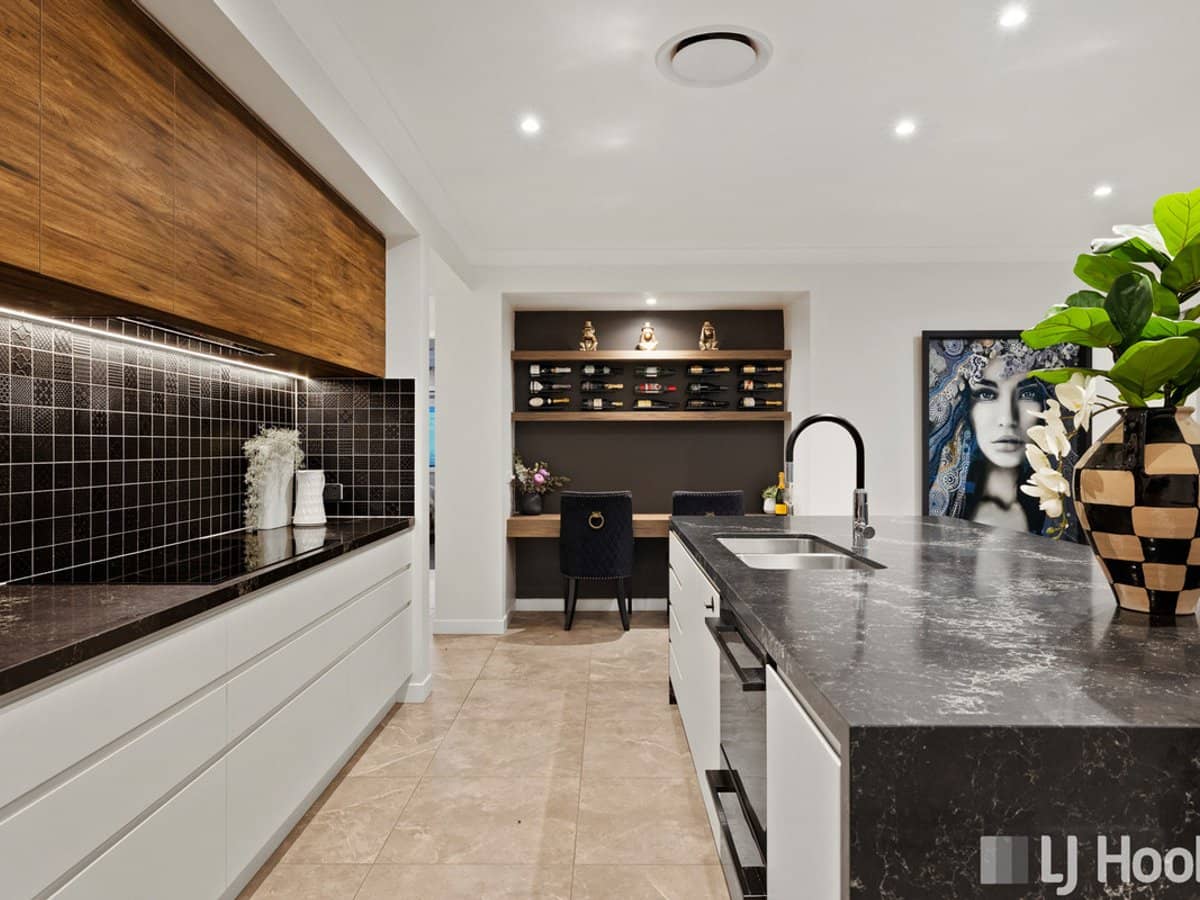 744 Mount Cotton Road, SHELDON - Thumbnail 10