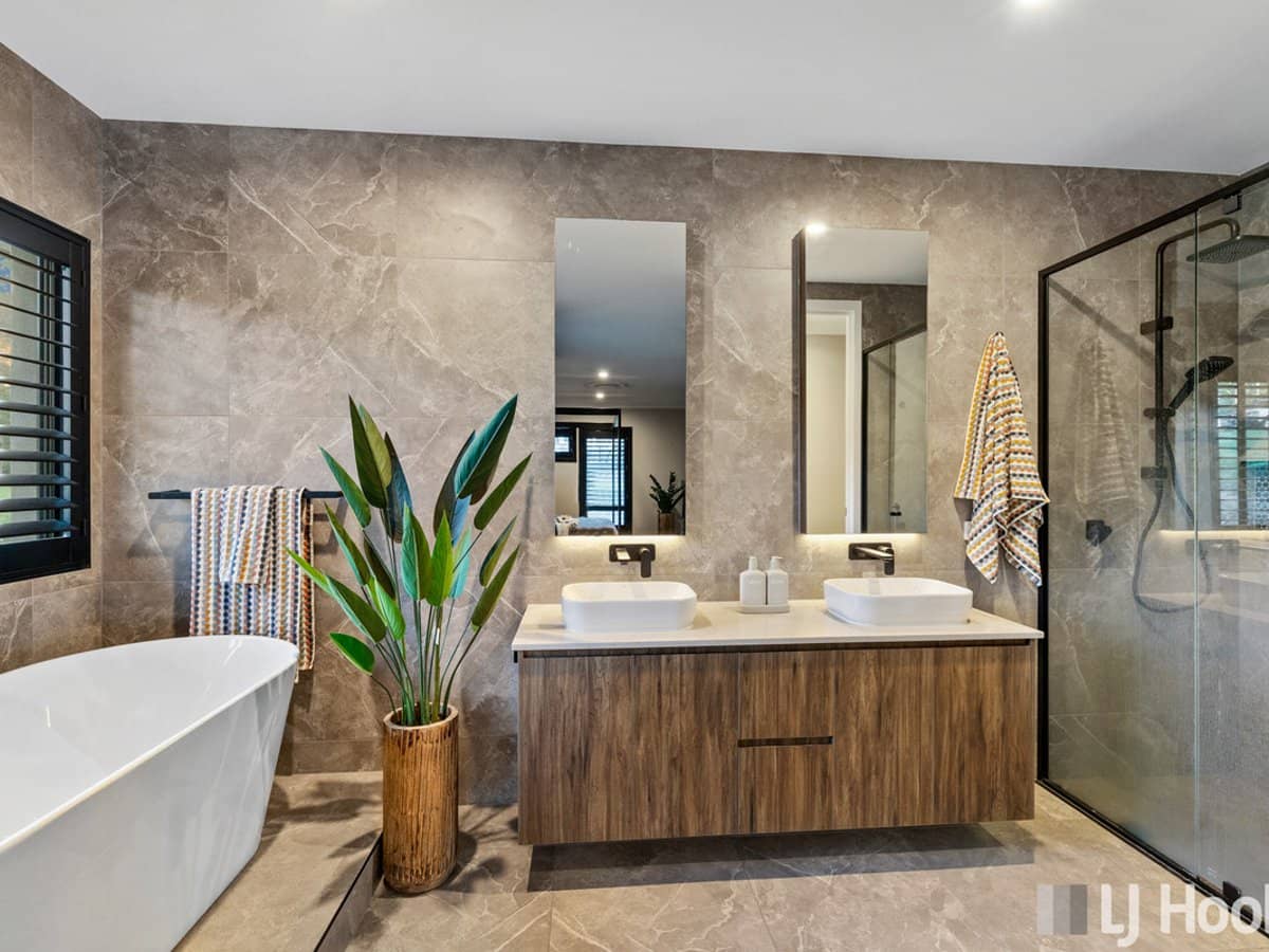 744 Mount Cotton Road, SHELDON - Thumbnail 18