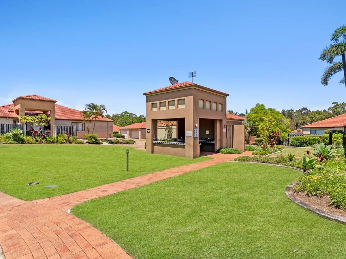 49/24 Amsonia Court, ARUNDEL - Thumbnail 17