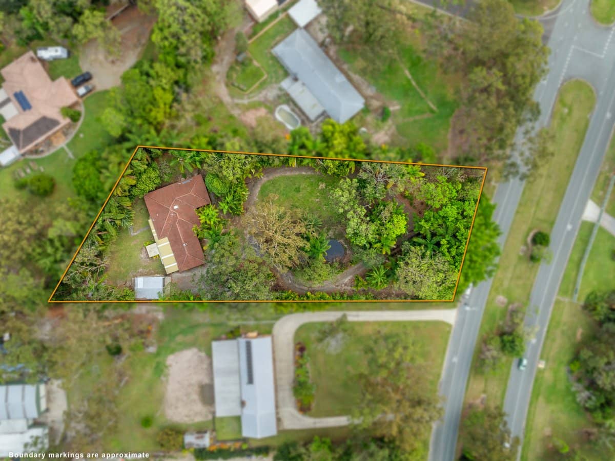 63 Lyndon Road, CAPALABA - Thumbnail 1