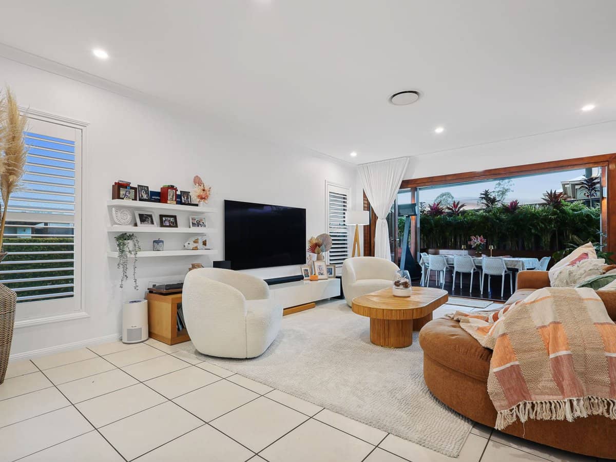 44 Travorten Drive, Bridgeman Downs - Thumbnail 18