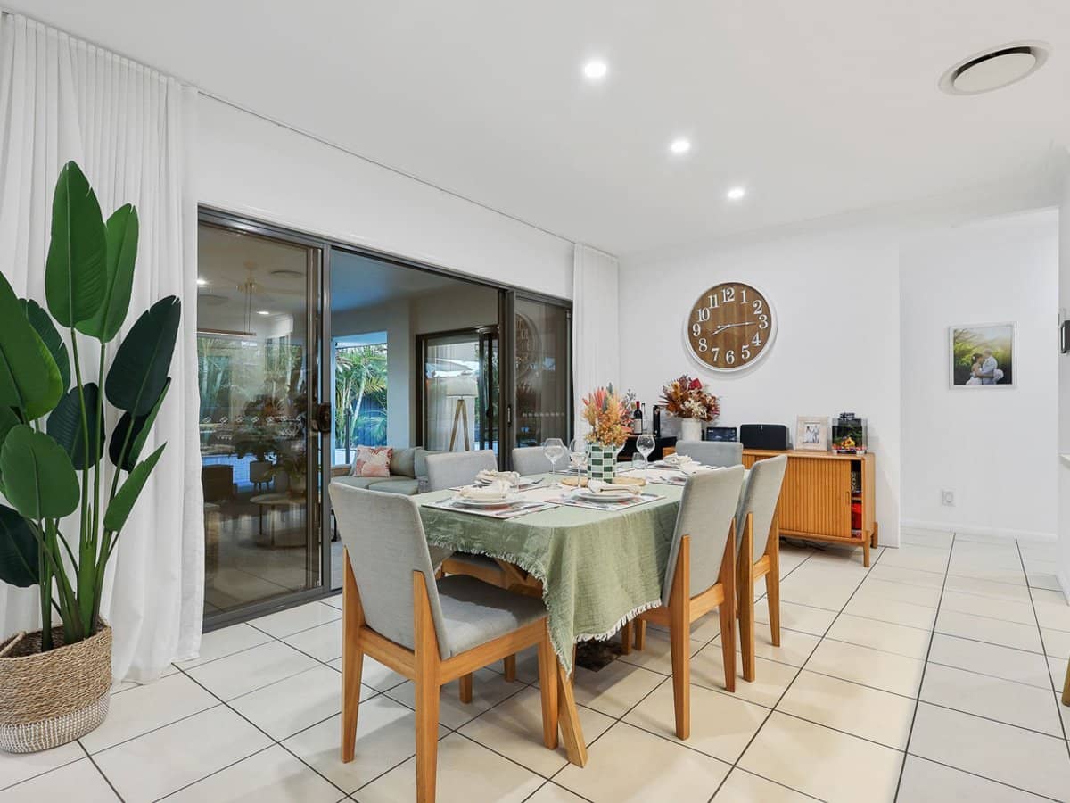 44 Travorten Drive, Bridgeman Downs - Thumbnail 19