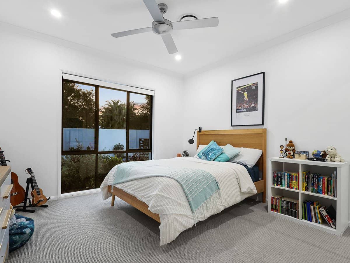 44 Travorten Drive, Bridgeman Downs - Thumbnail 20