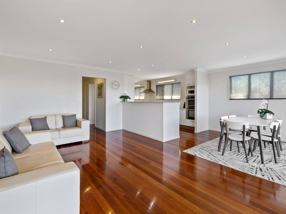 1 Bovingdon Street, BIRKDALE - Thumbnail 4