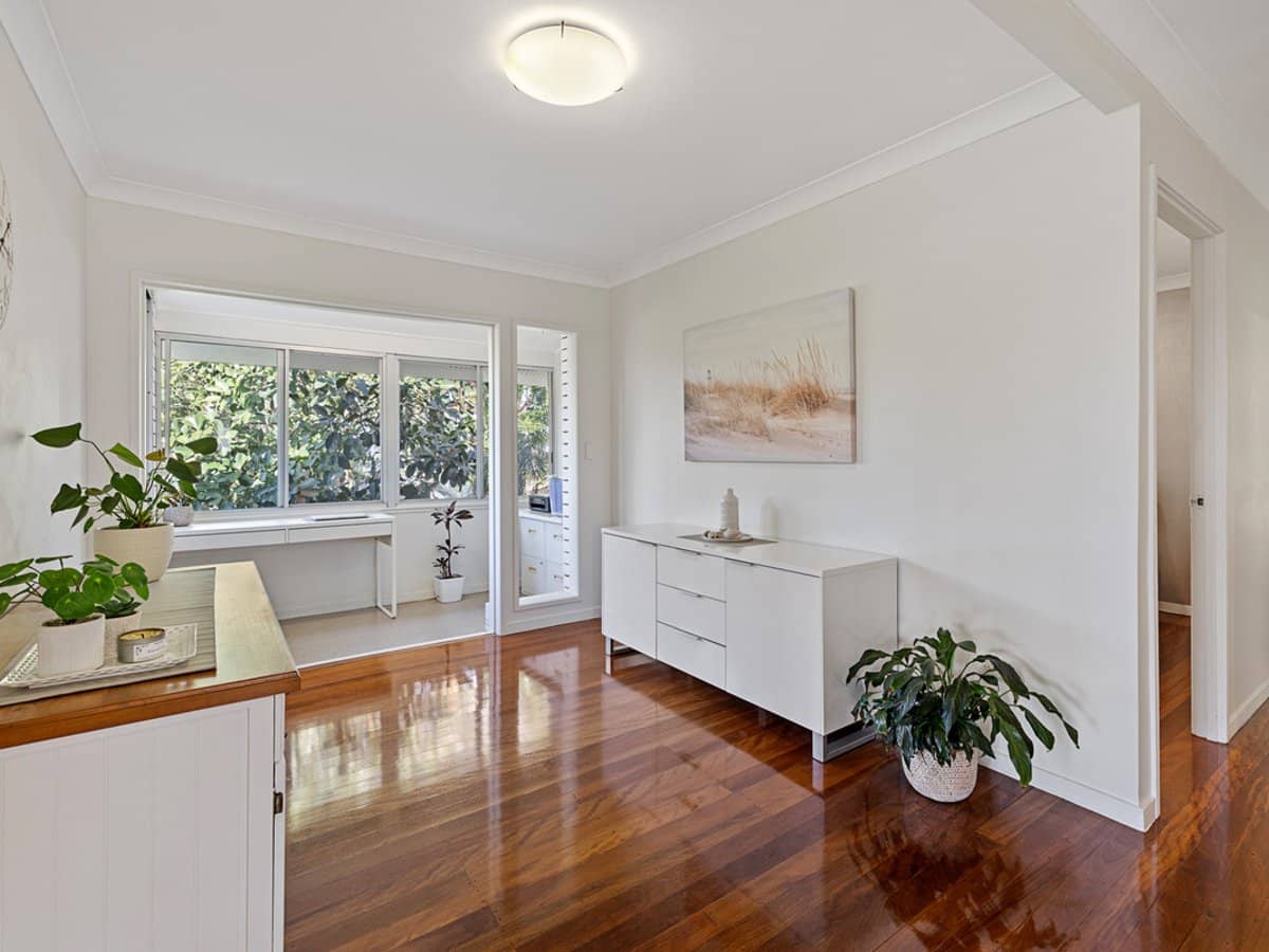 1 Bovingdon Street, BIRKDALE - Thumbnail 6