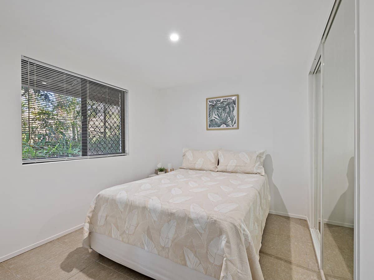 1 Bovingdon Street, BIRKDALE - Thumbnail 9