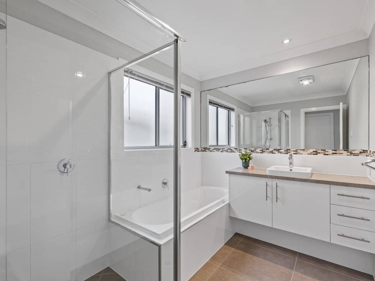 9 Kim Jon Court, THORNLANDS - Thumbnail 11