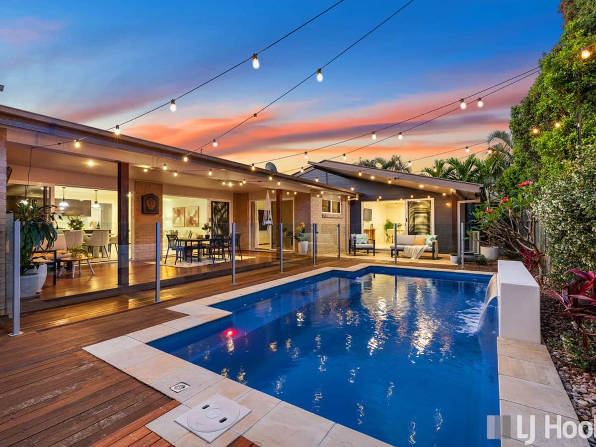 12 Acer Place, REDLAND BAY - Thumbnail 2