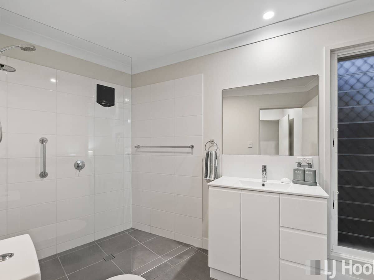 12 Acer Place, REDLAND BAY - Thumbnail 23