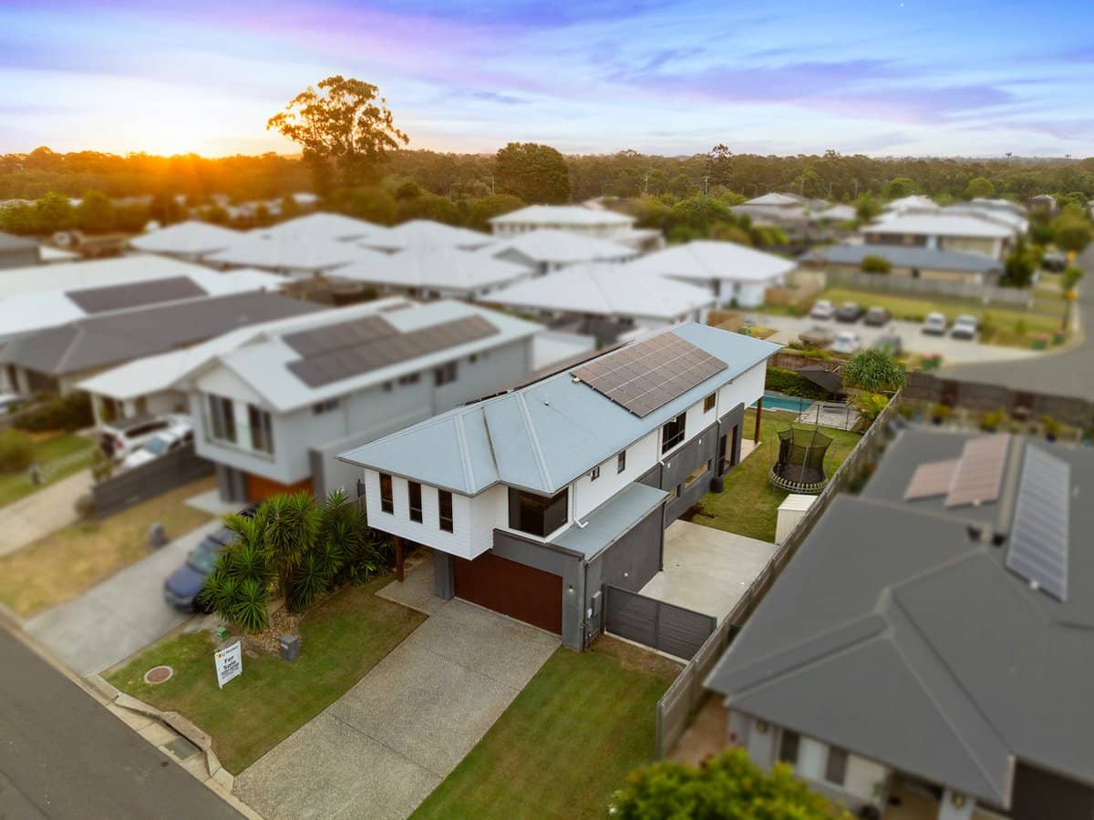 9 Weir Street, THORNLANDS - Thumbnail 3