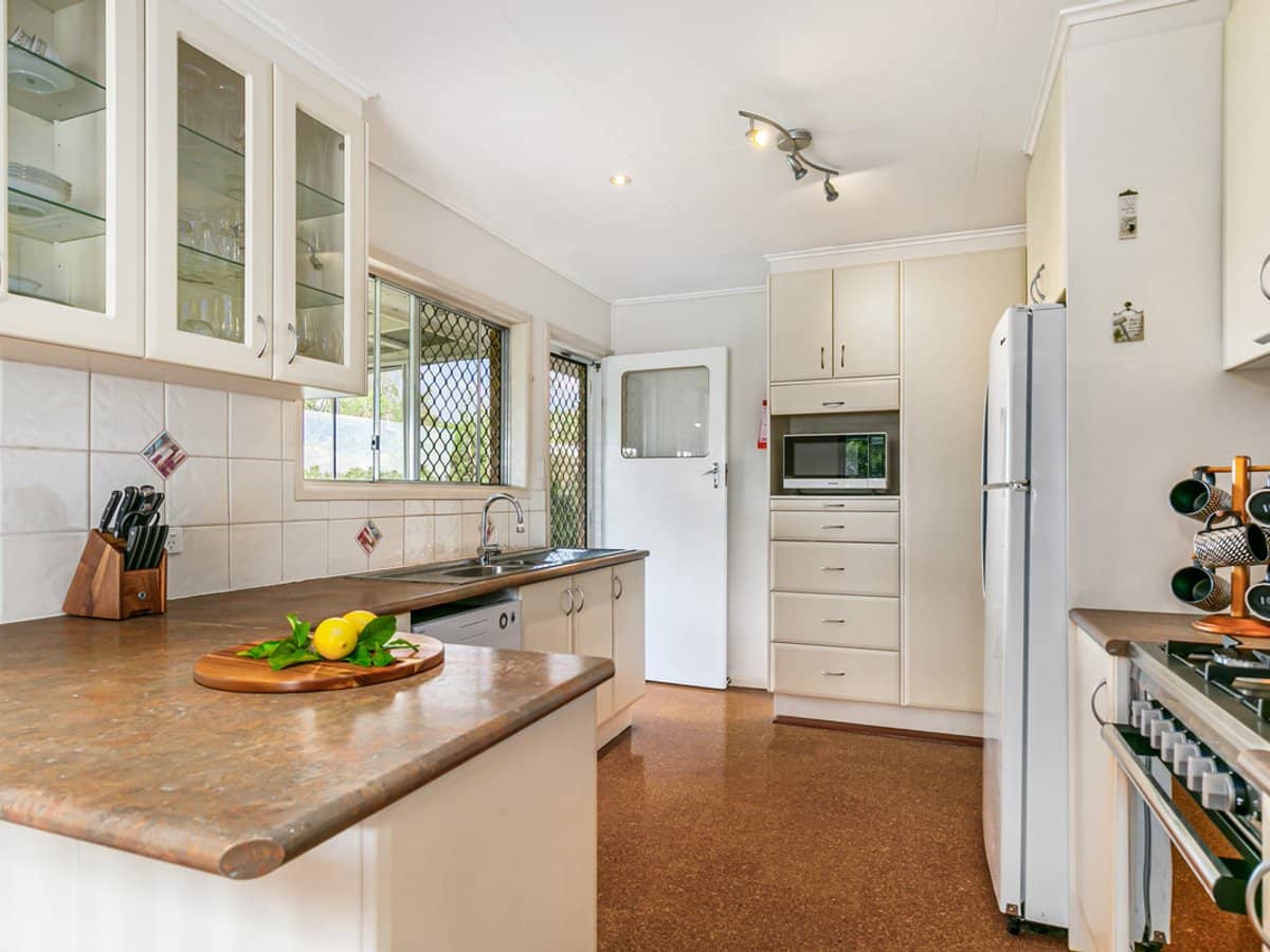 33 Wilkie Street, REDLAND BAY - Thumbnail 8