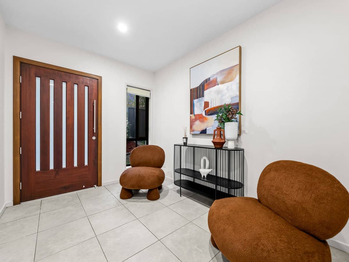 35 Moon Circuit, KARAWATHA - Thumbnail 2