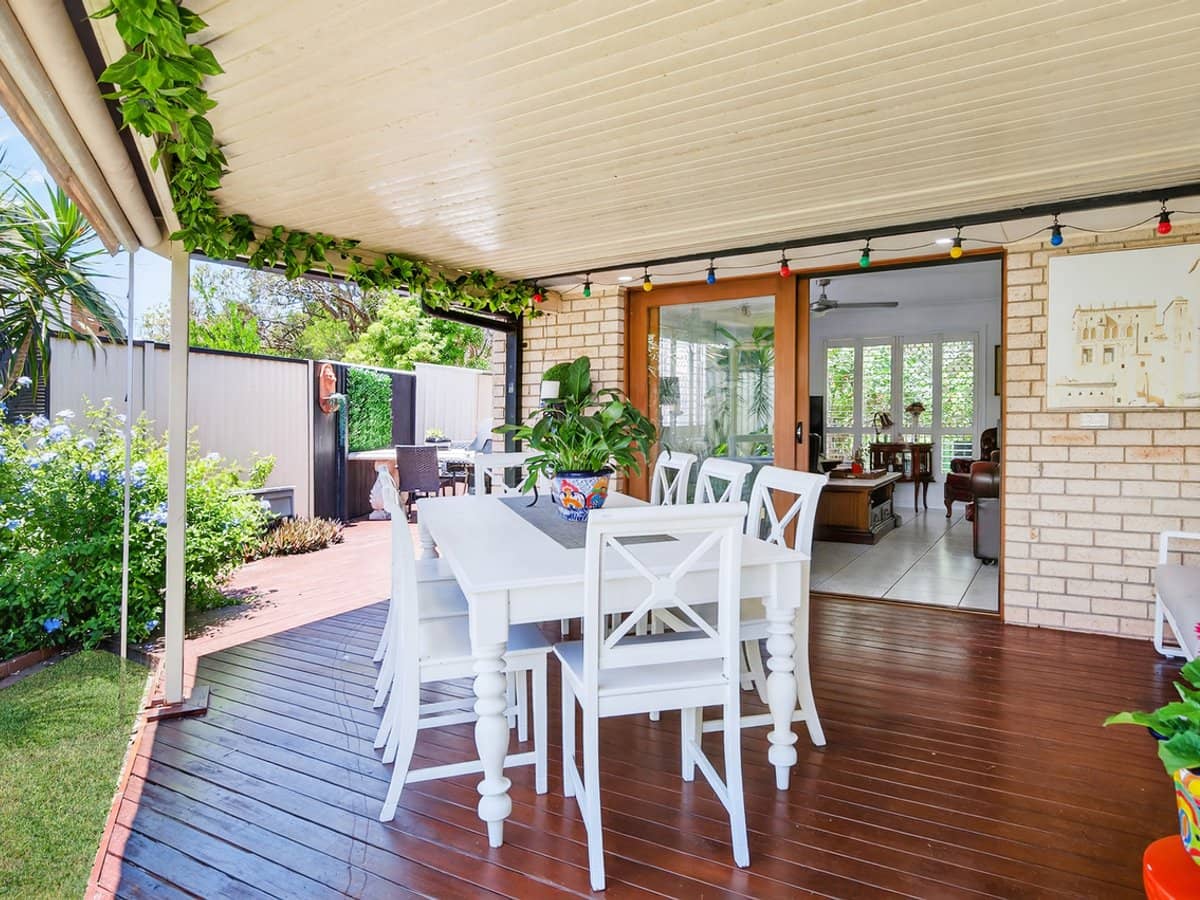 1/20 Jenaya Place, LABRADOR - Thumbnail 1