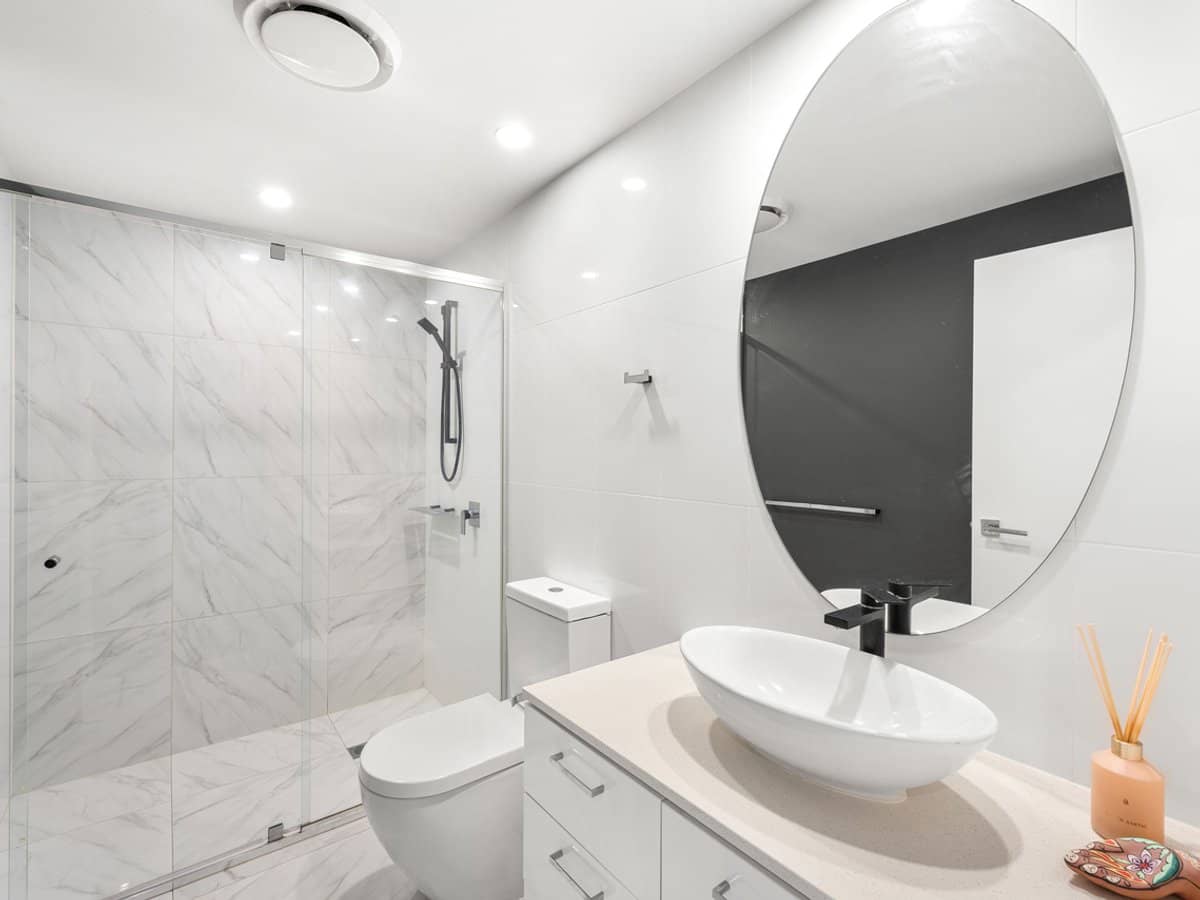 4410/5 Harbour Side Court, BIGGERA WATERS - Thumbnail 11