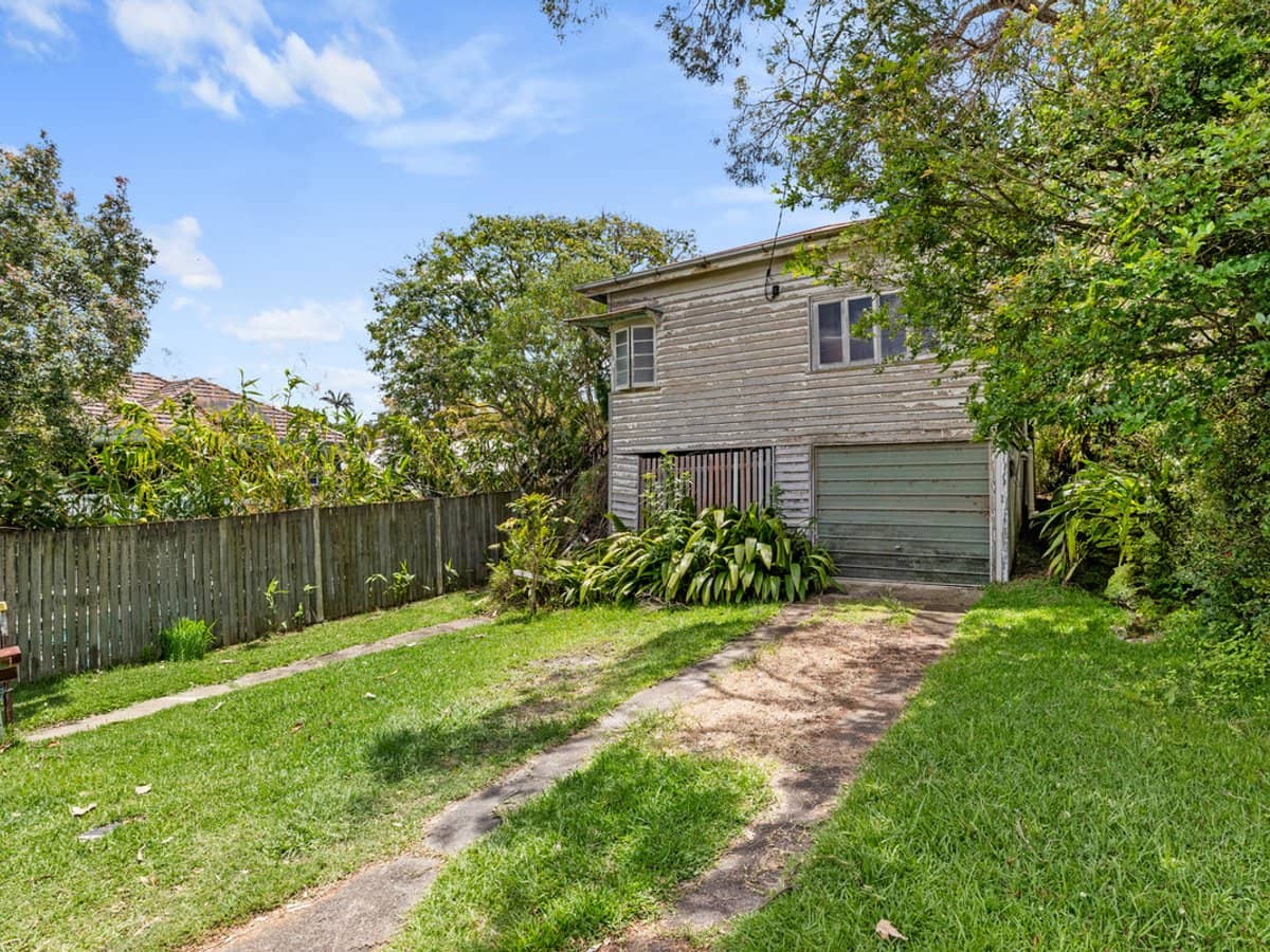 100 Albert Street, CAMP HILL - Thumbnail 2