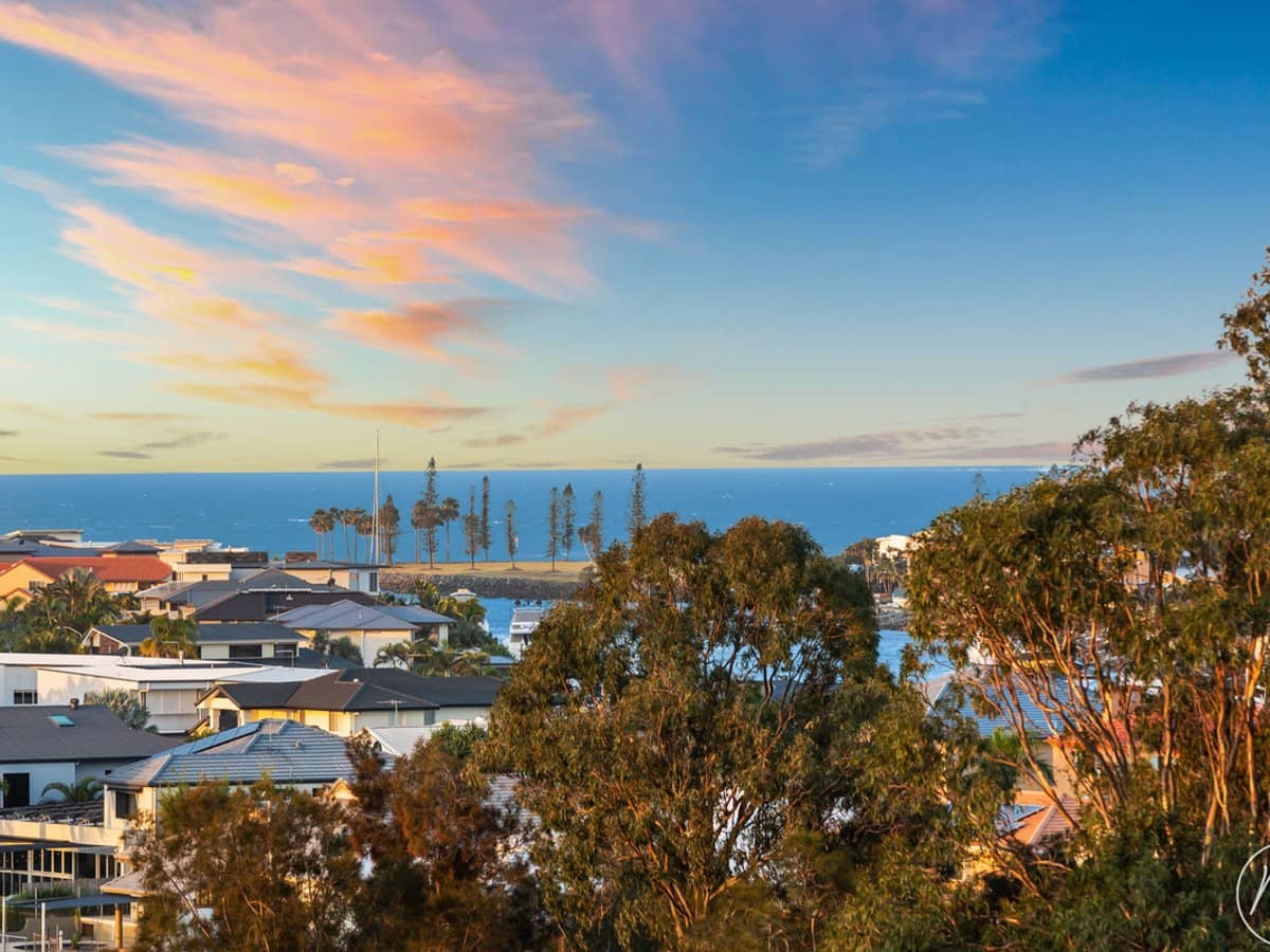 152 Middle Street, CLEVELAND - Thumbnail 3