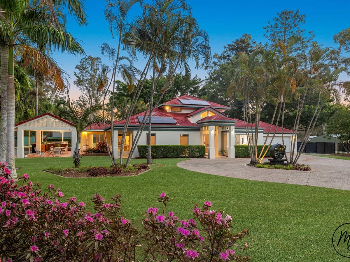 33 Boston Road, BELMONT - Thumbnail 1