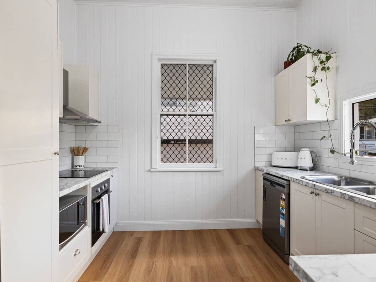 21 Elizabeth Street, WOODEND - Thumbnail 4