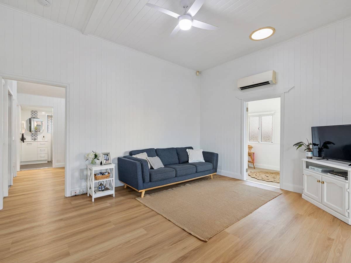 21 Elizabeth Street, WOODEND - Thumbnail 9