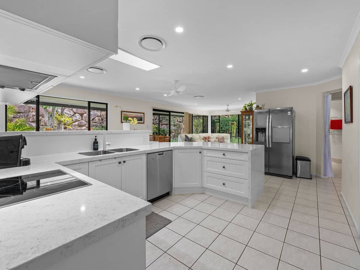 4 Coolgardie Court, Arana Hills - Thumbnail 4