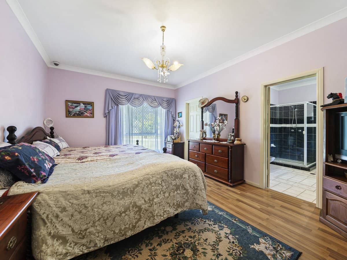 145 Crumpton Drive, BLACKBUTT - Thumbnail 11