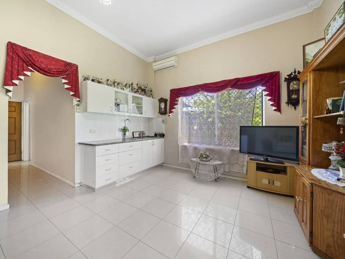 145 Crumpton Drive, BLACKBUTT - Thumbnail 18