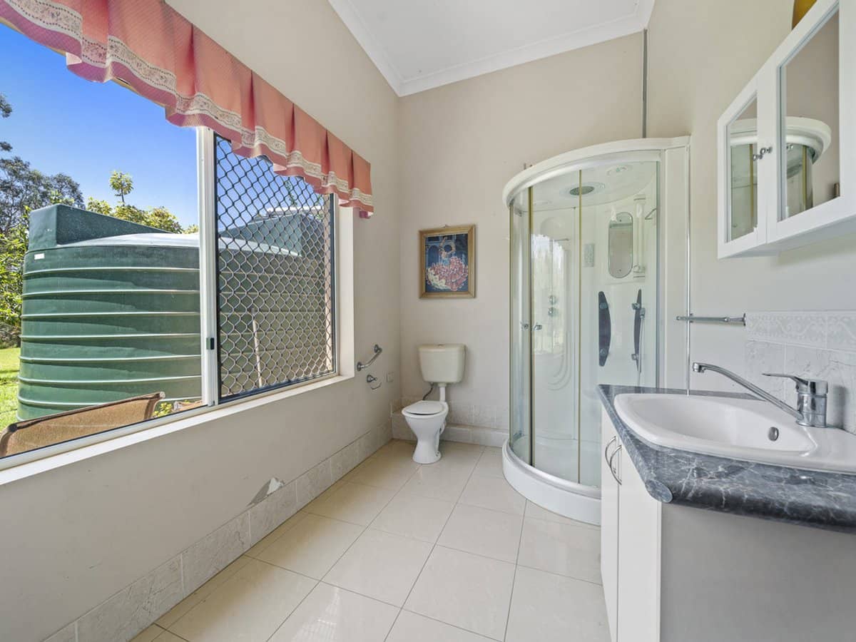 145 Crumpton Drive, BLACKBUTT - Thumbnail 20