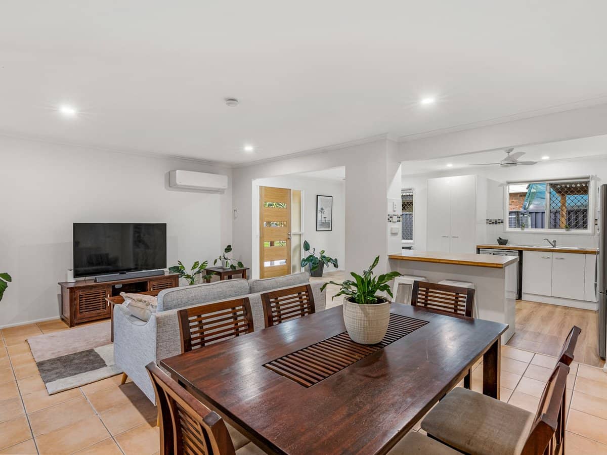 18 Lisa Street, REDLAND BAY - Thumbnail 6