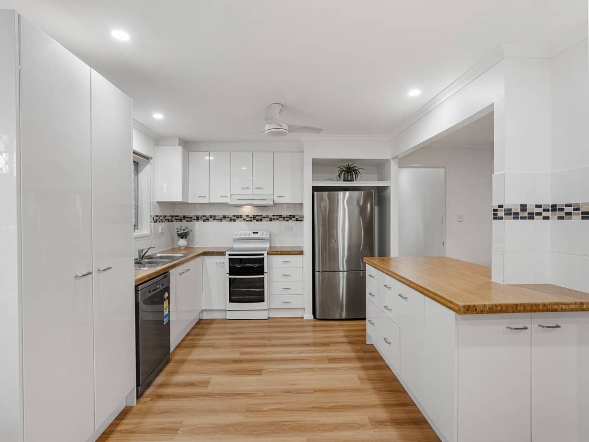 18 Lisa Street, REDLAND BAY - Thumbnail 7