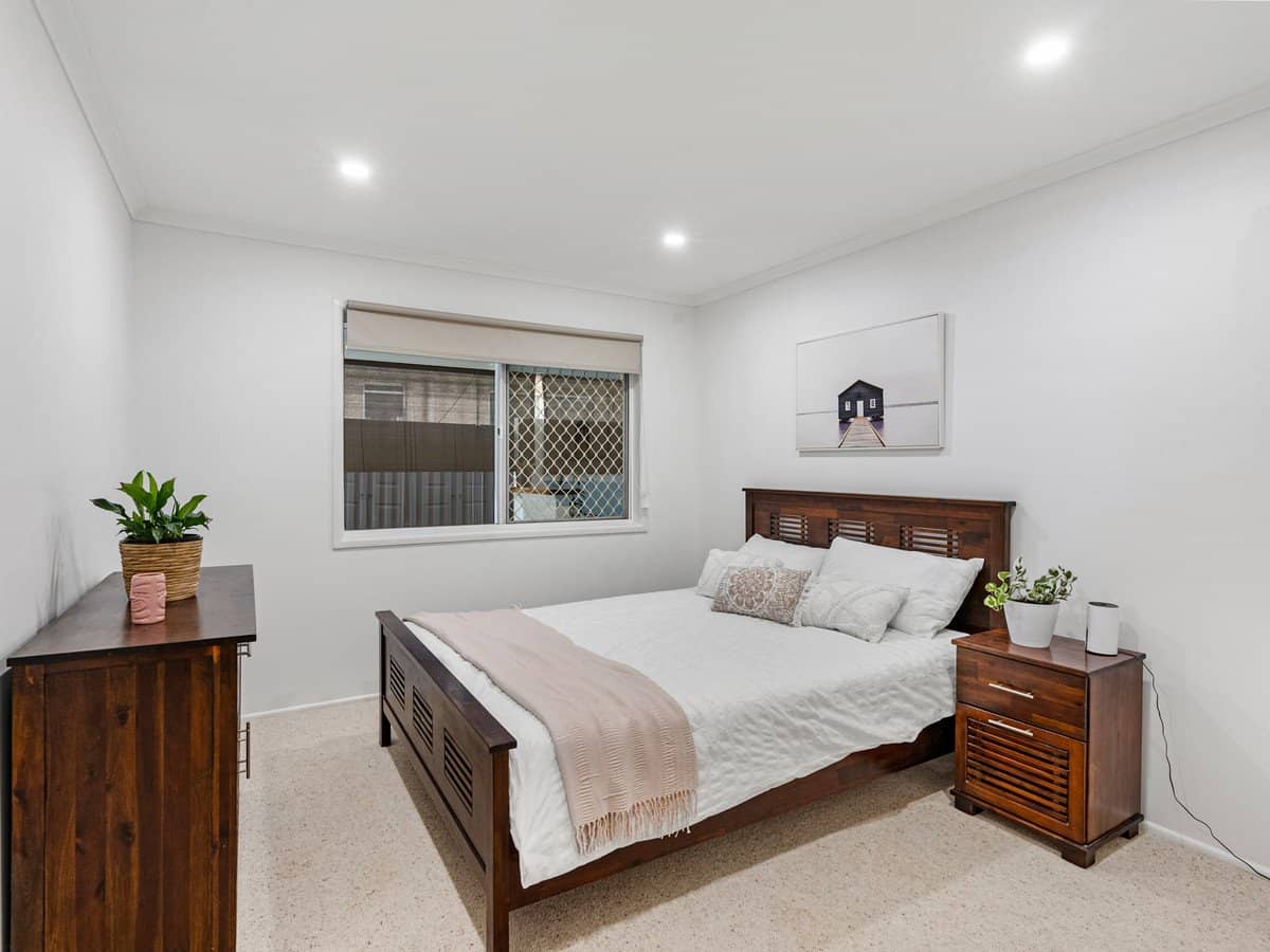 18 Lisa Street, REDLAND BAY - Thumbnail 11