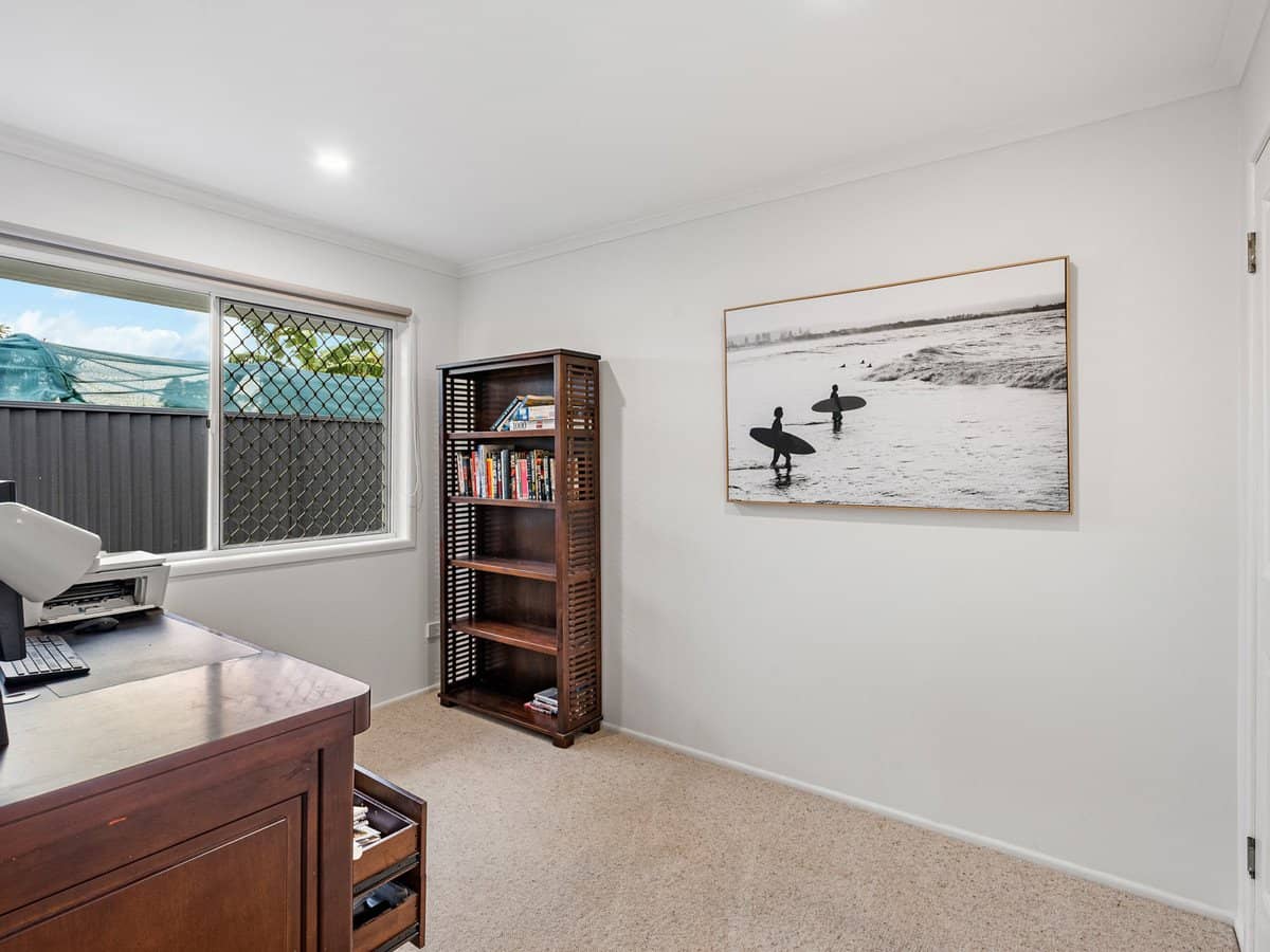 18 Lisa Street, REDLAND BAY - Thumbnail 12