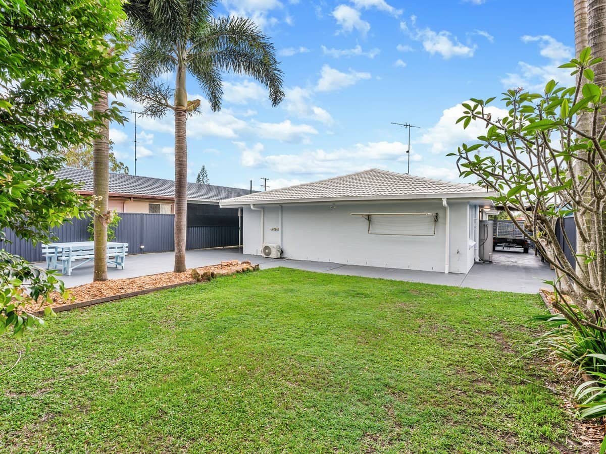 18 Lisa Street, REDLAND BAY - Thumbnail 20