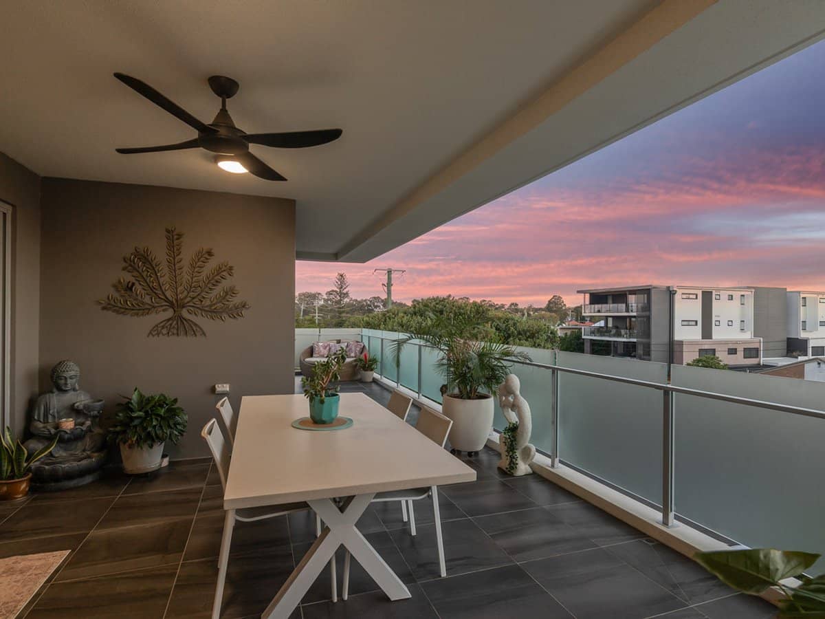 152-154 Middle Street, CLEVELAND - Thumbnail 3