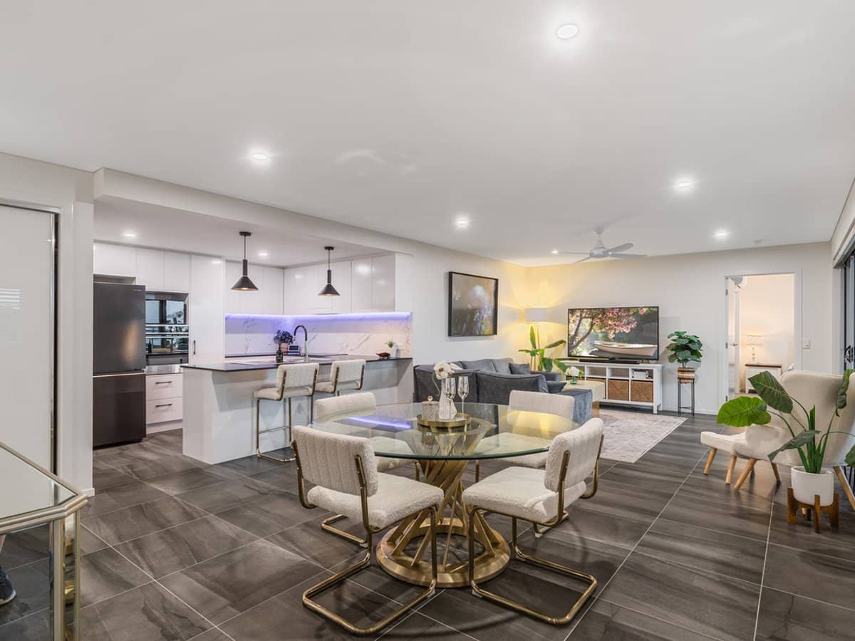 152-154 Middle Street, CLEVELAND - Thumbnail 4