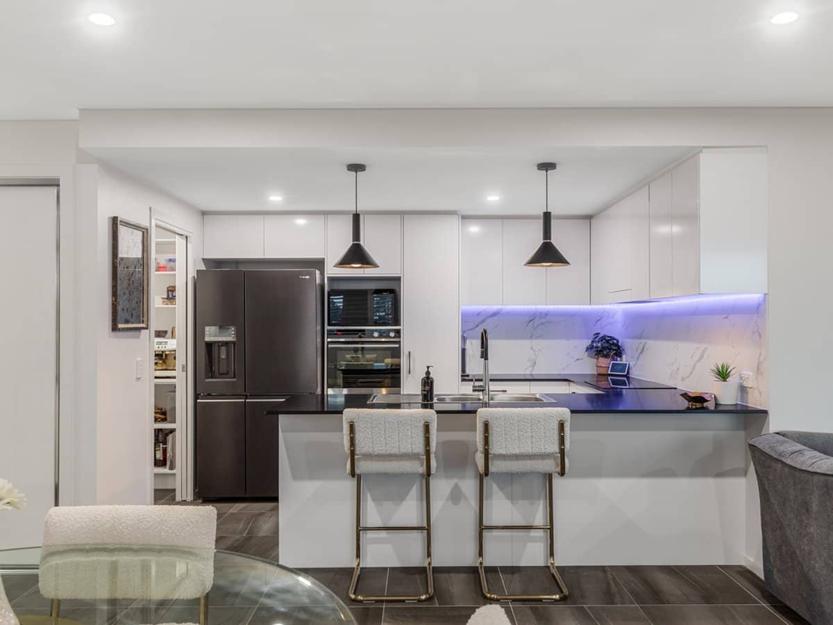 152-154 Middle Street, CLEVELAND - Thumbnail 7